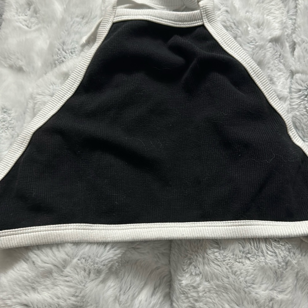 tie top